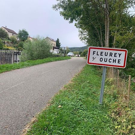 Les Ouches Apartamento Fleurey-sur-Ouche Exterior foto