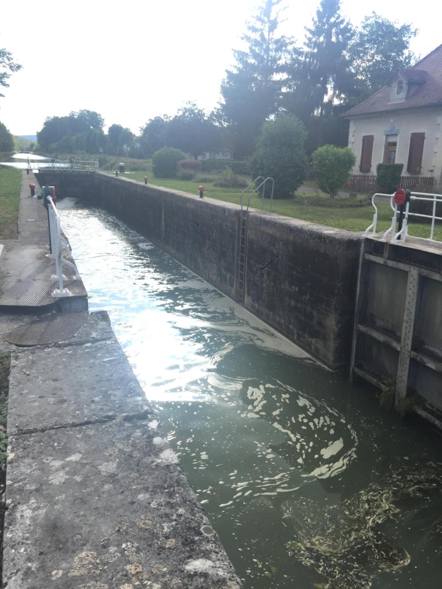 Les Ouches Apartamento Fleurey-sur-Ouche Exterior foto